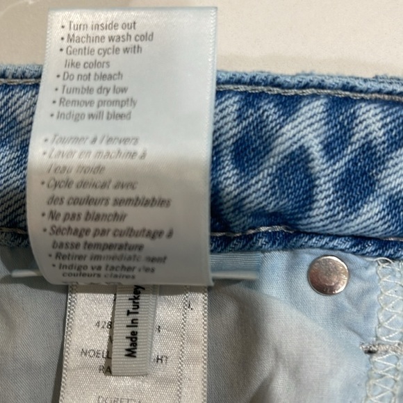 PAIGE Noella Straight Leg Raw Hem In Doretta Destructed SZ 31 - Picture 7 of 8